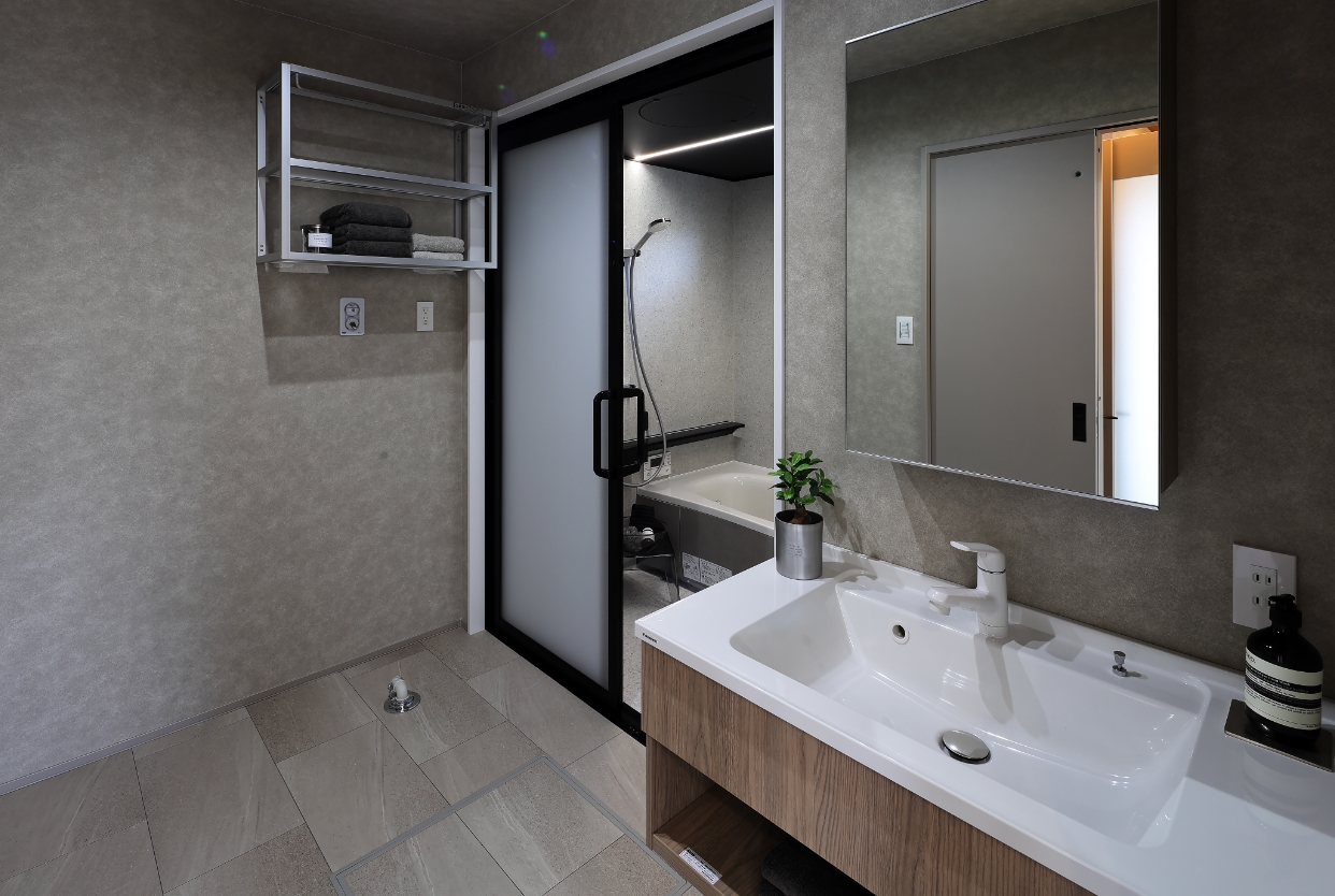 Mirai Sanitary & Bath